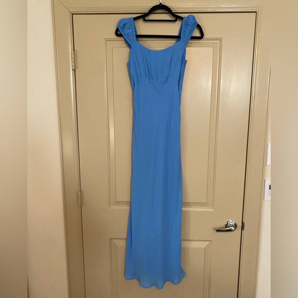 Elegant Blue Sleeveless Dress
